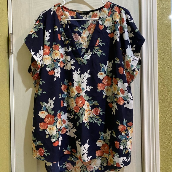 SHEIN Tops - 2XL top from Shein